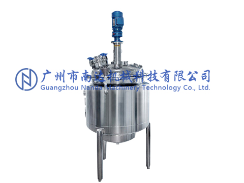 100L電加熱密封調(diào)配罐 100L電加熱密封調(diào)配罐